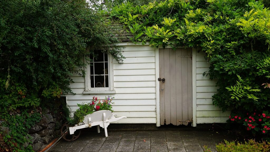 hut, green, wooden hut